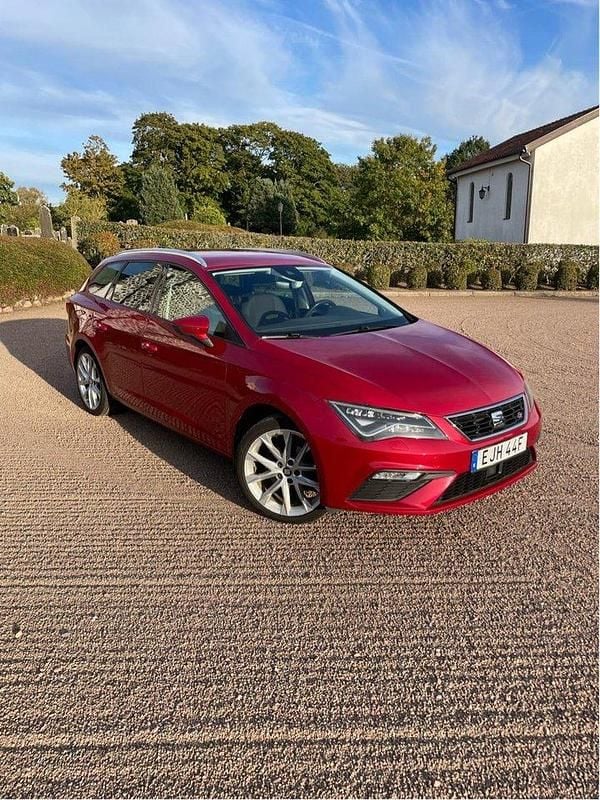 Röd Begagnad 2019 Seat Leon ST FR Kombi | 96 000 kr (Bra pris) - Bild 1/4