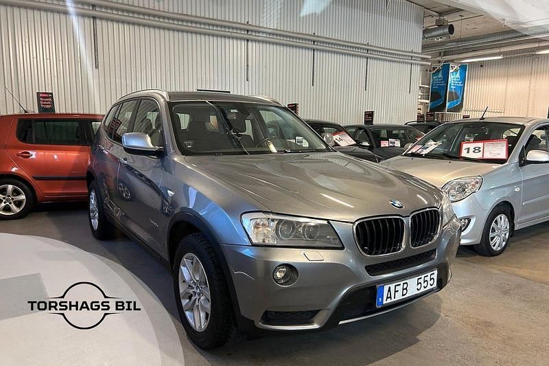 Grå Begagnad 2014 BMW X3 SUV | 114 900 kr (Bra pris) - Bild 1/3