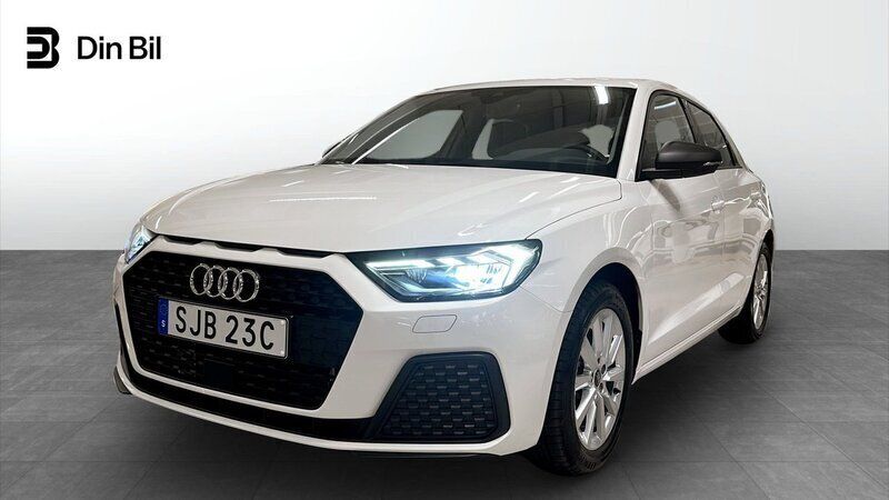 Vit Ny 2024 Audi A1 Sportback Proline Halvkombi | 259 000 kr (Marknadspris) - Bild 1/2