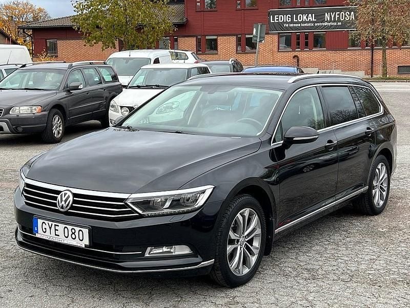 Svart Begagnad 2015 VW Passat GT Kombi | 119 900 kr (Bra pris) - Bild 1/4