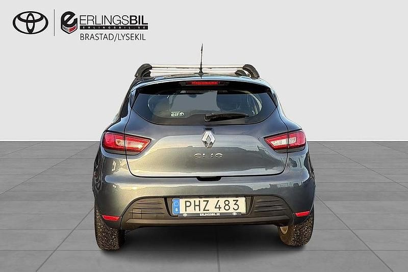 Begagnad Renault Clio IV Expression 73 HK (53 kW) 2017 Grå Halvkombi