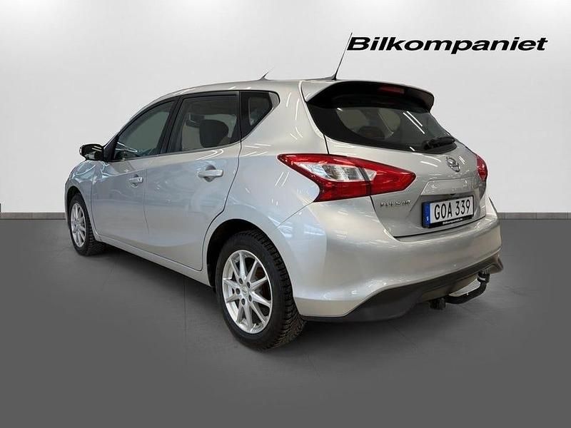 Begagnad Nissan Pulsar 116 HK (85 kW) 2015 Silver Halvkombi