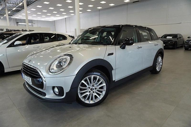 Silver Begagnad 2017 Mini Cooper Clubman Salt Kombi | 154 800 kr (Marknadspris) - Bild 1/4