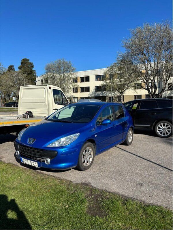 Blå Begagnad 2007 Peugeot 307 Halvkombi | 13 000 kr (Bra pris) - Bild 1/4
