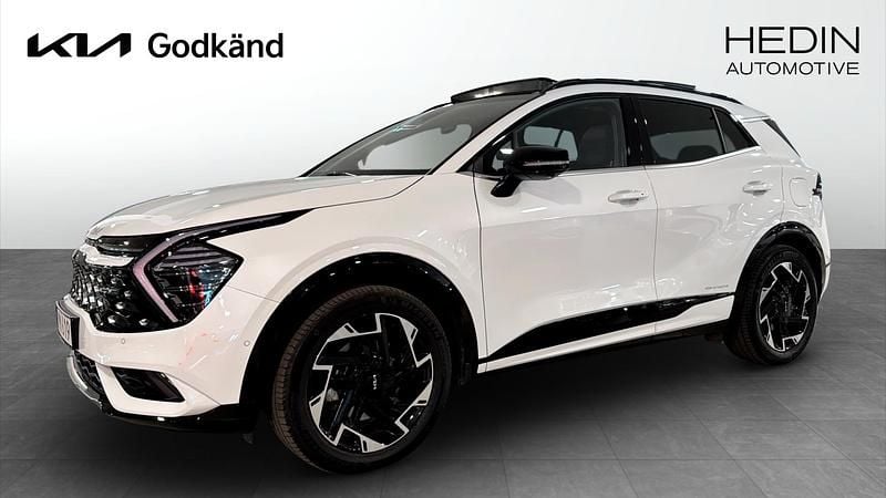 Vit (white) Begagnad 2023 Kia Sportage GT-Line SUV | 439 900 kr (Lite dyr) - Bild 1/4