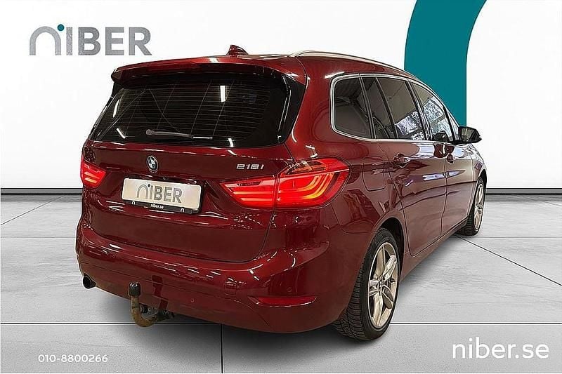 Begagnad BMW 218 Gran Tourer Advantage 136 HK (100 kW) 2015 Röd Minibuss