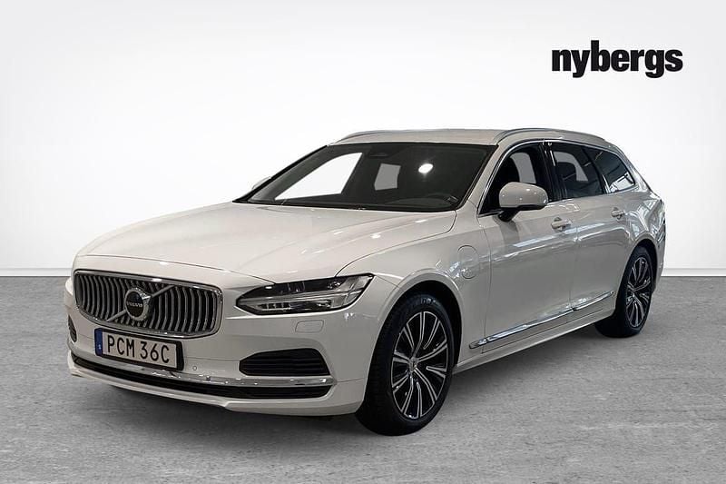 Vit Begagnad 2022 Volvo V90 Inscription Kombi | 379 000 kr (Bra pris) - Bild 1/4