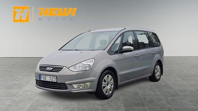 Grå Begagnad 2011 Ford Galaxy Trend Minibuss | 68 900 kr - Bild 1/4