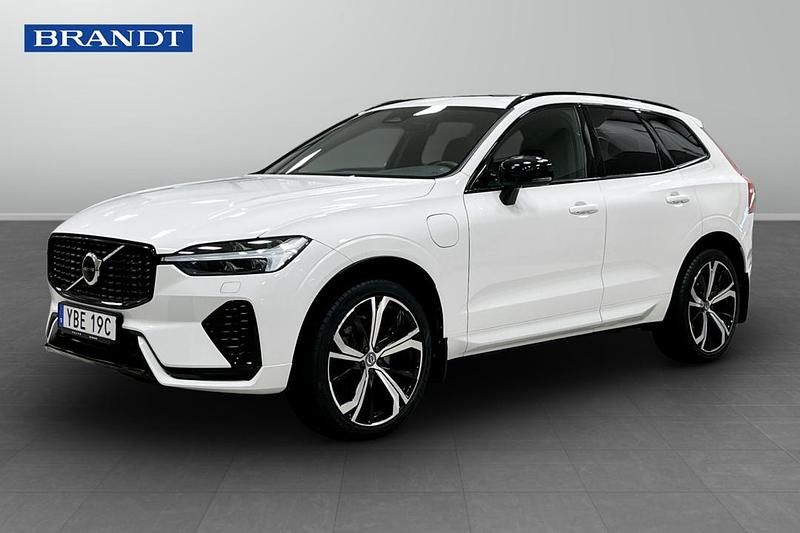 Vit Begagnad 2022 Volvo XC60 R-Design SUV | 499 900 kr (Lite dyr) - Bild 1/4