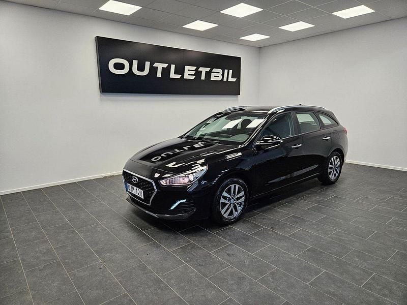 Svart Begagnad 2019 Hyundai i30 Trend Kombi | 159 000 kr (Marknadspris) - Bild 1/4