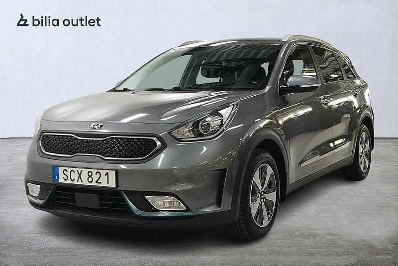 Grå Begagnad 2018 Kia Niro Advance SUV | 144 900 kr (Marknadspris) - Bild 1/3