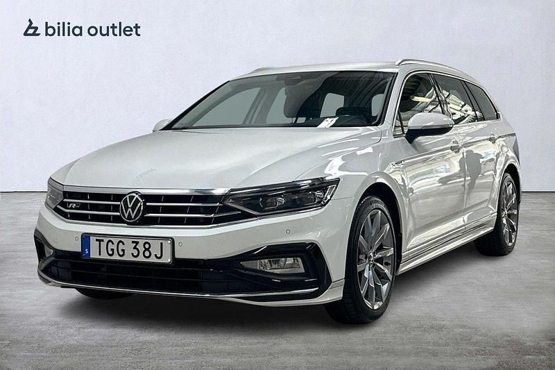 Vit Begagnad 2021 VW Passat GT Kombi | 279 900 kr (Marknadspris) - Bild 1/4