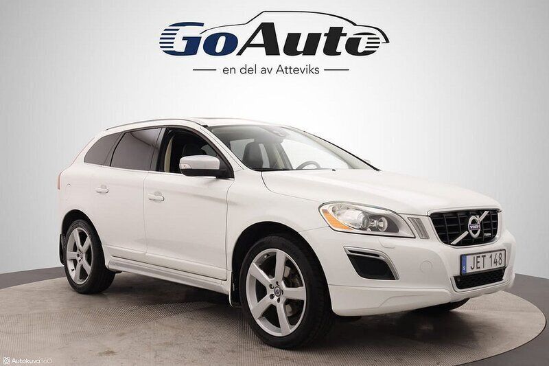 Vit Begagnad 2012 Volvo XC60 R-Design SUV | 139 000 kr (Marknadspris) - Bild 1/4