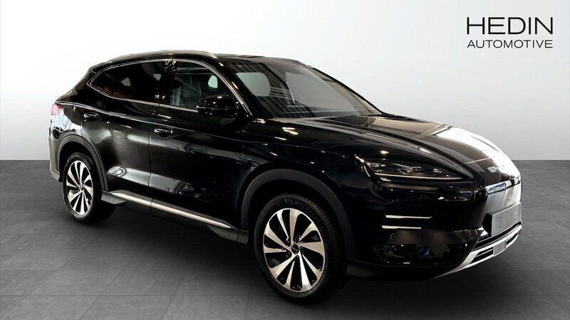 Svart (black) Begagnad 2024 BYD Seal U Design SUV | 559 900 kr (Dyr) - Bild 1/4