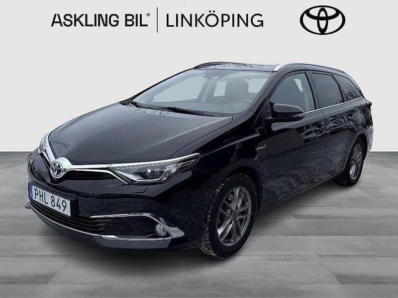 Begagnad Toyota Auris Touring Sports Executive 136 HK (100 kW) 2017 Svart Kombi