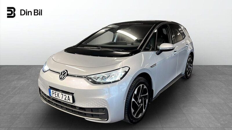 Silver Begagnad 2023 VW ID.3 Pro Performance Halvkombi | 299 900 kr (Lite dyr) - Bild 1/4