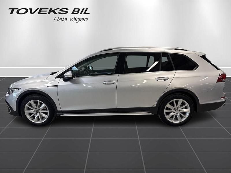 Begagnad VW Golf Alltrack 190 HK (139 kW) 2021 Silver Kombi