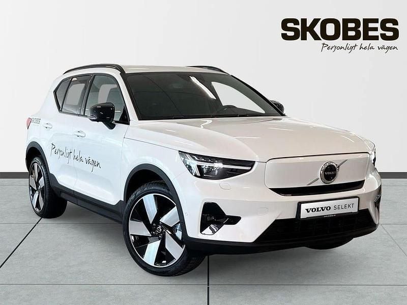 Begagnad Volvo EX40 Plus 188 kW (256 HK) 2025 Vit SUV