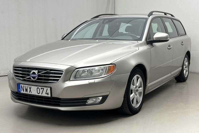 Ljusbrun Begagnad 2014 Volvo V70 Kombi | 79 000 kr - Bild 1/4