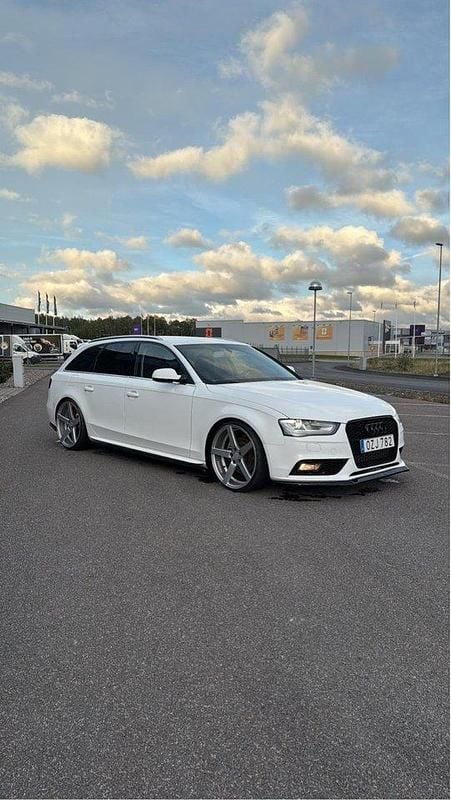 Vit Begagnad 2013 Audi A4 Kombi | 69 000 kr (Lite dyr) - Bild 1/4