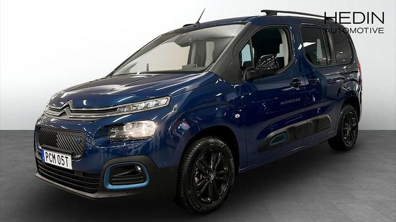 Blå (blue) Begagnad 2022 Citroën e-Berlingo Shine Minibuss | 279 900 kr - Bild 1/4