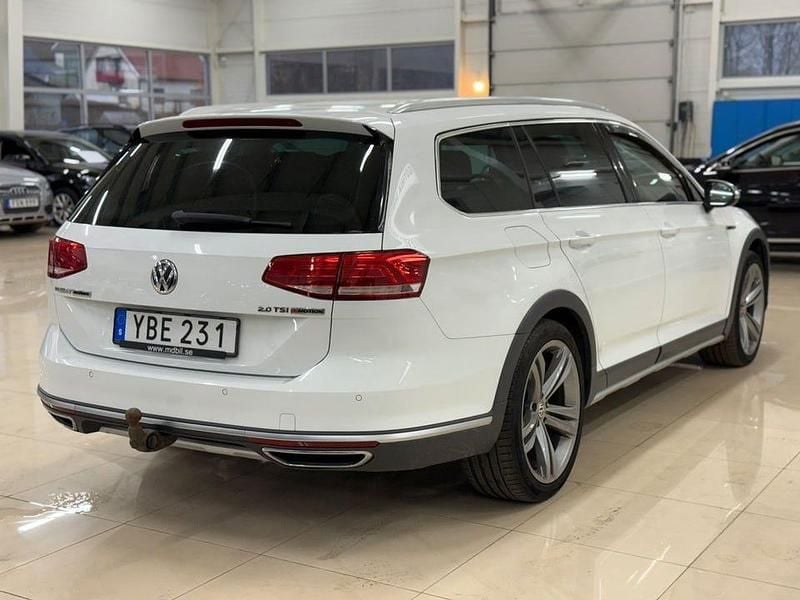 Begagnad VW Passat Alltrack 221 HK (162 kW) 2016 Vit Kombi