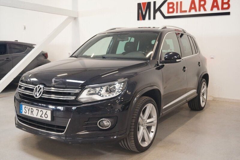 Svart Begagnad 2014 VW Tiguan Sportline SUV | 134 900 kr (Marknadspris) - Bild 1/4