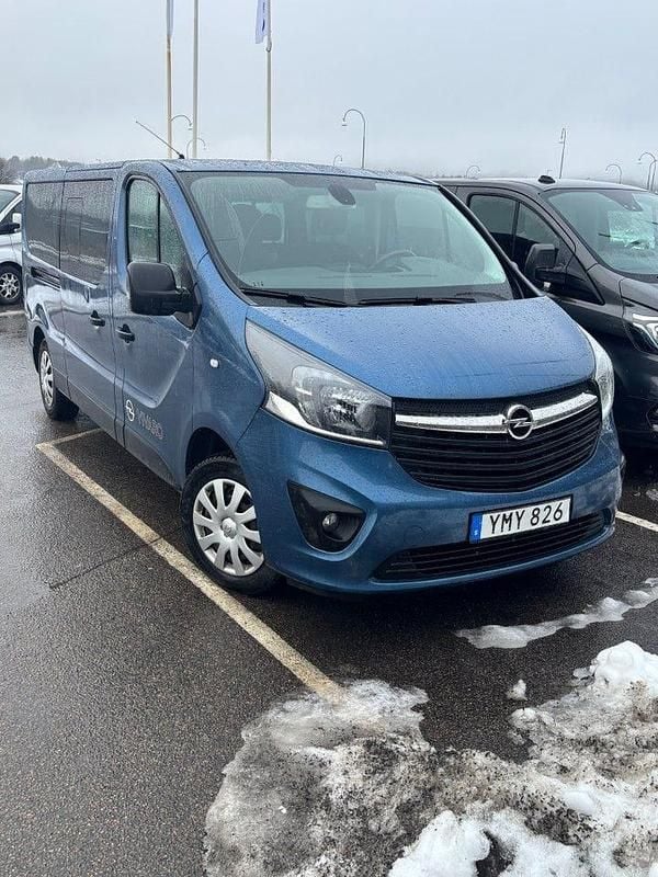 Begagnad Opel Vivaro 125 HK (91 kW) 2018 Blå Minibuss