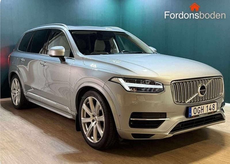 Silver Begagnad 2016 Volvo XC90 Inscription SUV | 359 800 kr (Marknadspris) - Bild 1/4