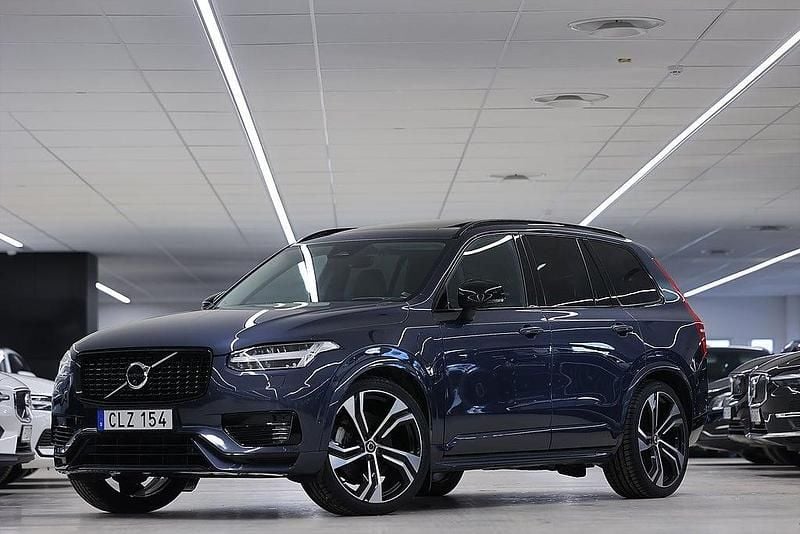 Begagnad Volvo XC90 Ultimate 310 HK (228 kW) 2022 Mörkblå SUV
