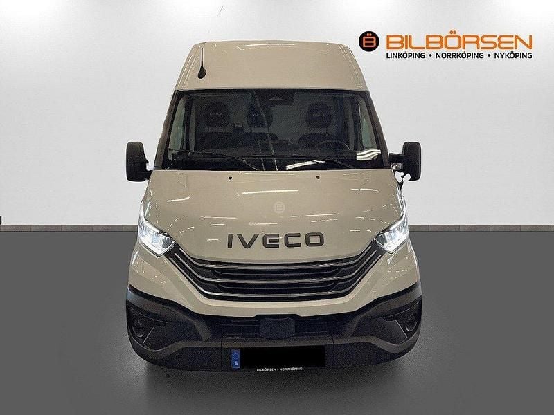Vit Ny 2025 Iveco Daily | 561 250 kr - Bild 1/4