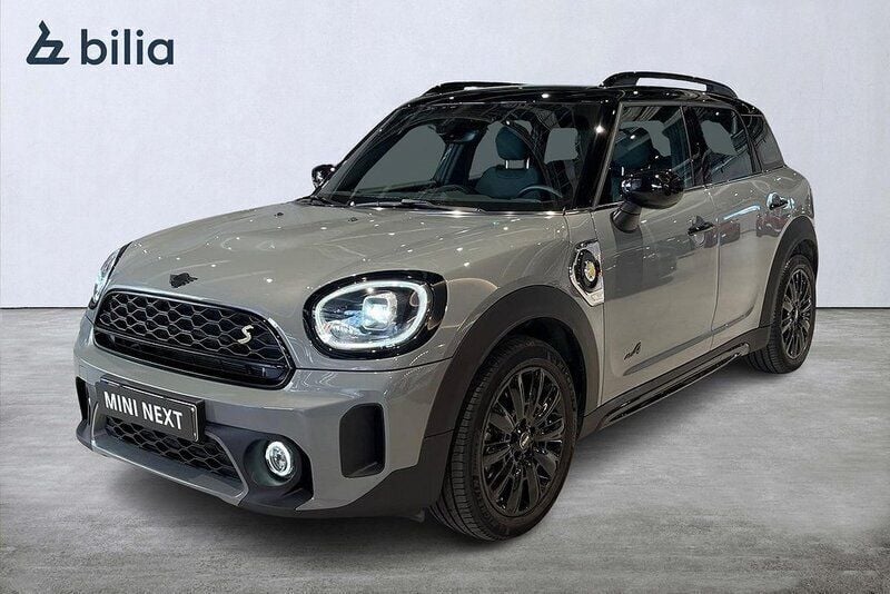 Grå Begagnad 2022 Mini Cooper Countryman SUV | 339 000 kr (Marknadspris) - Bild 1/3