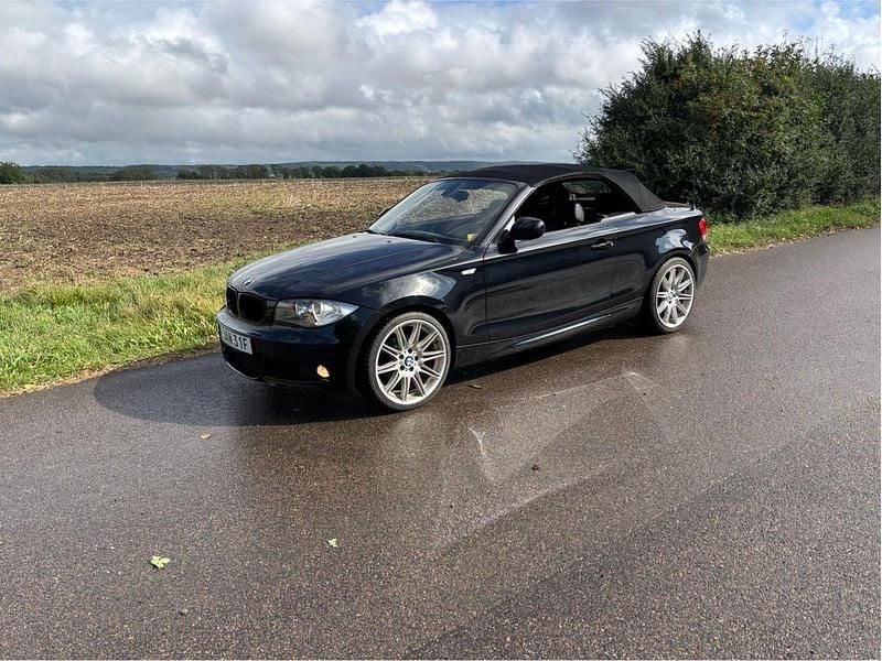 Svart Begagnad 2010 BMW 118 Cabriolet M Sport Cab | 92 000 kr - Bild 1/4