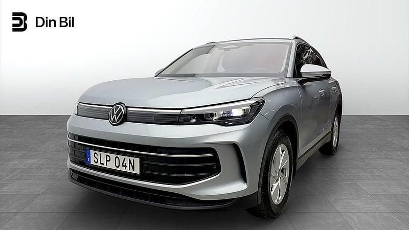 Silver Begagnad 2024 VW Tiguan Life SUV | 369 900 kr (Lite dyr) - Bild 1/4
