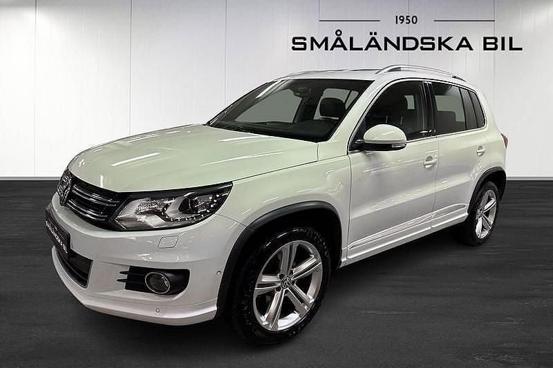 Vit Begagnad 2015 VW Tiguan Sportline SUV | 115 000 kr - Bild 1/4