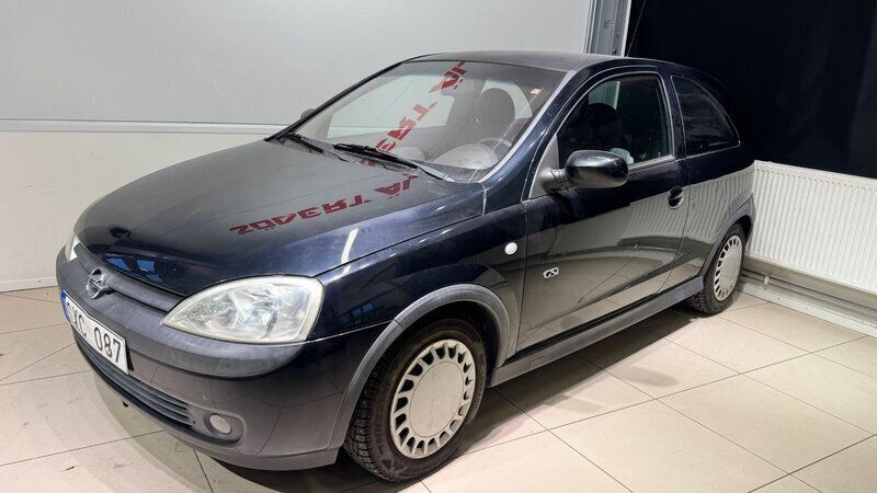 Begagnad Opel Corsa 126 HK (92 kW) 2001 Svart Halvkombi