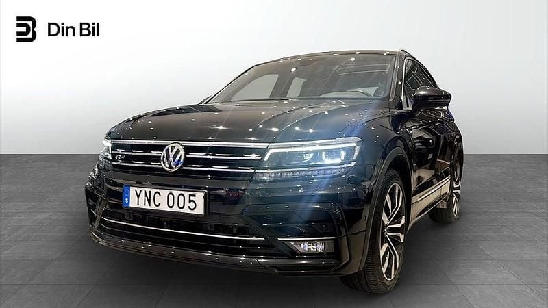 Svart Begagnad 2018 VW Tiguan R-line SUV | 319 000 kr (Dyr) - Bild 1/4
