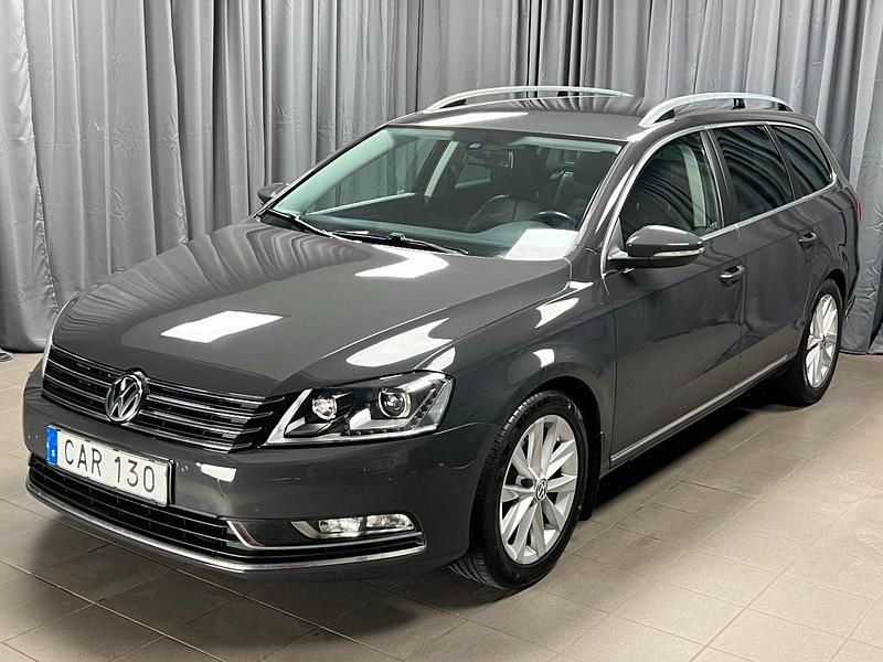 Mörkgrå Begagnad 2012 VW Passat GT Kombi | 79 900 kr (Marknadspris) - Bild 1/4