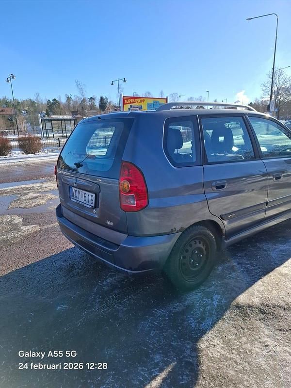 Begagnad Mitsubishi Space Star 111 HK (81 kW) 2004 Minibuss