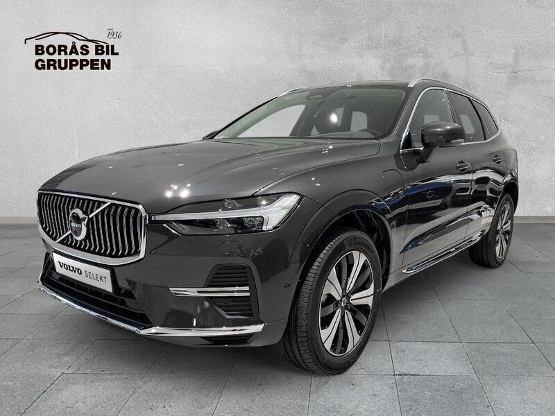 Grå Ny 2025 Volvo XC60 Core SUV | 599 000 kr (Dyr) - Bild 1/4