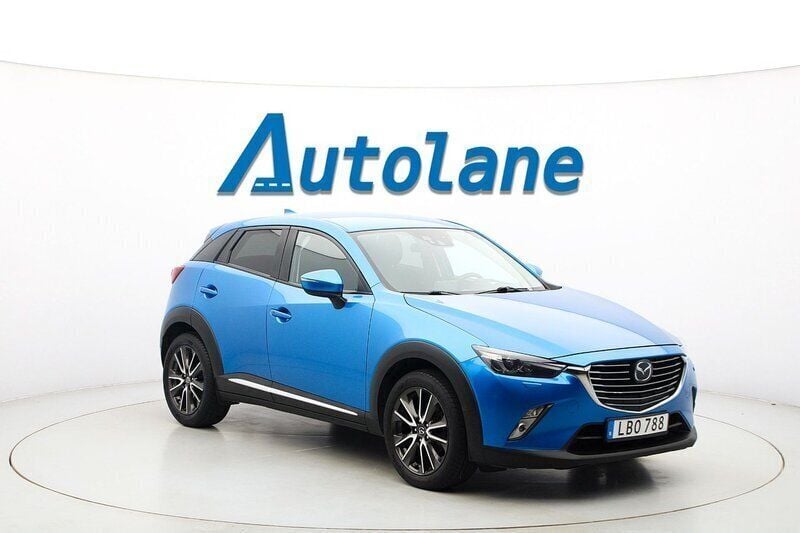 Blå metallic Begagnad 2015 Mazda CX-3 Optimum SUV | 134 900 kr (Marknadspris) - Bild 1/3