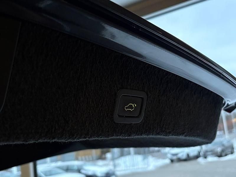 Begagnad Volvo XC70 Momentum 163 HK (119 kW) 2012 Blå Kombi