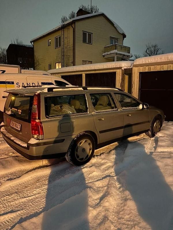 Begagnad Volvo V70 140 HK (102 kW) 2002 Kombi