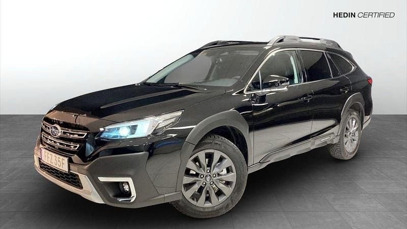 Svart (black) Begagnad 2025 Subaru Outback SUV | 436 800 kr (Marknadspris) - Bild 1/4