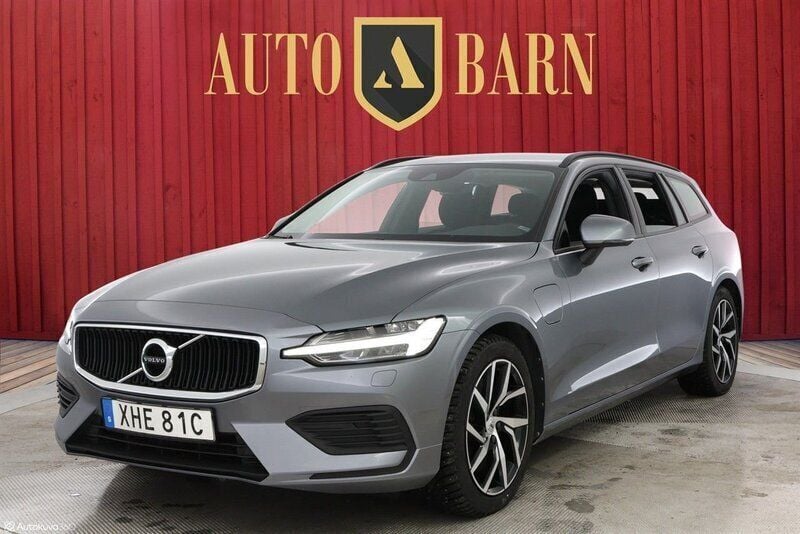 Grå Begagnad 2020 Volvo V60 Kombi | 219 700 kr (Bra pris) - Bild 1/4