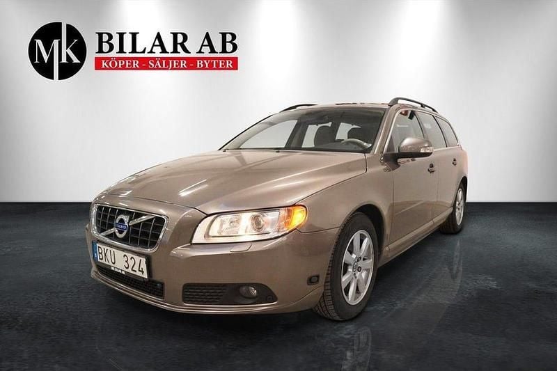 Grå Begagnad 2010 Volvo V70 Momentum Kombi | 109 900 kr (Lite dyr) - Bild 1/4