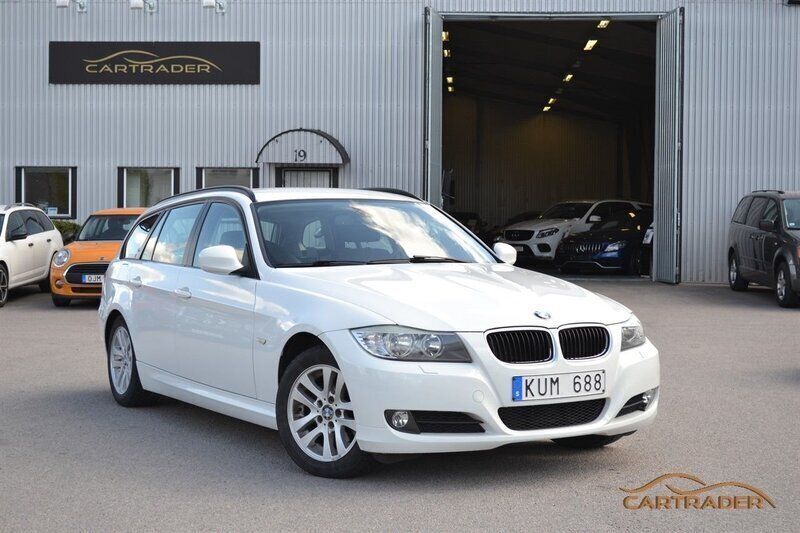 Vit Begagnad 2010 BMW 316 Comfort Edition Kombi | 89 900 kr (Dyr) - Bild 1/4
