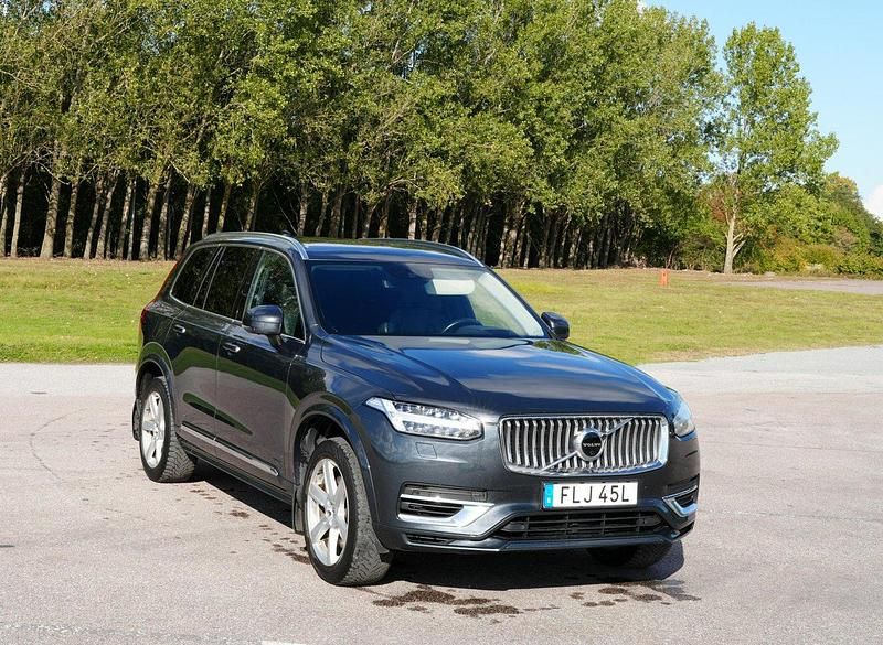 Grå Begagnad 2020 Volvo XC90 Inscription SUV | 420 000 kr (Superpris) - Bild 1/4