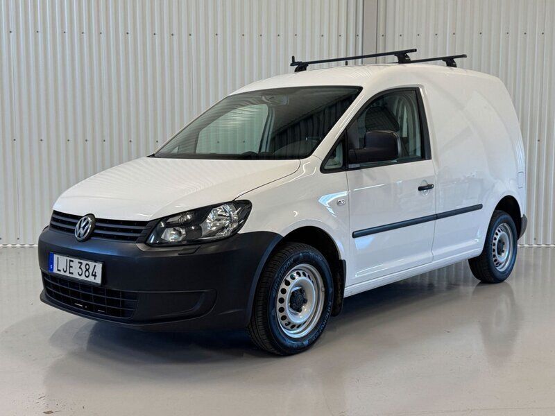 Vit Begagnad 2015 VW Caddy SE Minibuss | 99 900 kr (Marknadspris) - Bild 1/4