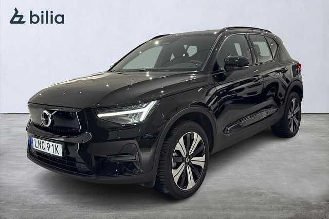 Svart Begagnad 2022 Volvo XC40 Single Motor SUV | 334 900 kr (Marknadspris) - Bild 1/3